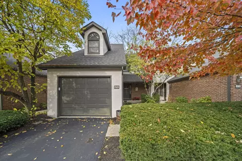 6752 Willow Grove Pl E, Dublin, OH 43017