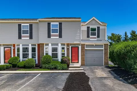 916 Worthington Woods Blvd #12, Columbus, OH 43085