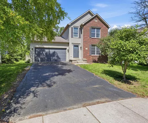 4553 Nickerson Rd, Columbus, OH 43228