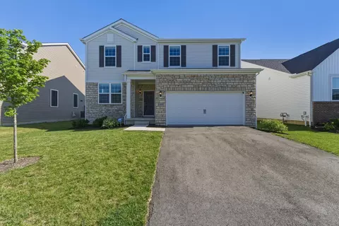 1319 Theodore Dr, Lockbourne, OH 43137