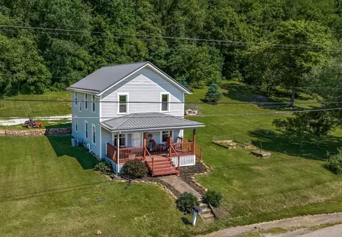 9945 Raiders Rd, Frazeysburg, OH 43822