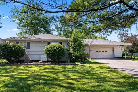 4827 Cemetery Rd, Hilliard, OH 43026
