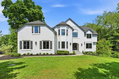 652 Lookout Ridge Dr, Westerville, OH 43082