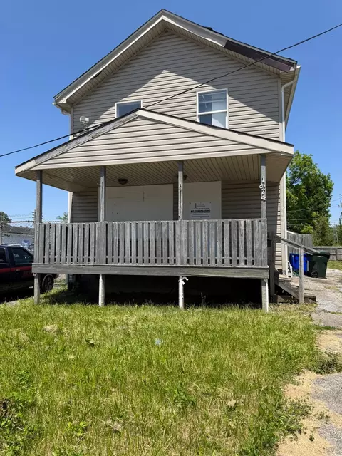 1674 E Hudson St, Columbus, OH 43211