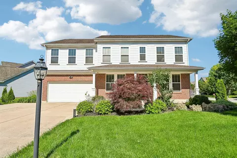 317 Blue Jacket Cir, Pickerington, OH 43147