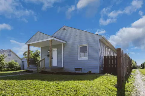 Exterior - 835 Ruby Ave, Columbus, OH 43227 photo 3 of 11