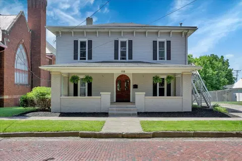 108 E Vine St, Mount Vernon, OH 43050