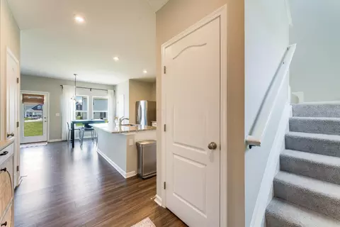 Entry Way - 5764 Montrose Ct, Morrow, OH 45152 photo 1 of 9