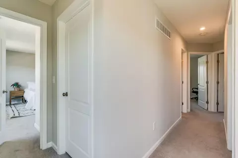 Entry Way - 5764 Montrose Ct, Morrow, OH 45152 photo 6 of 9