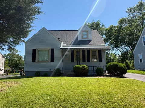 2327 Argyle Dr, Columbus, OH 43219