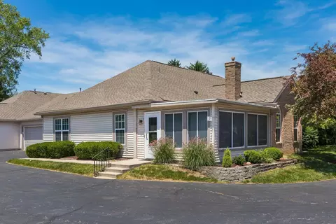 7 Broad Pointe Pl #7, Columbus, OH 43213