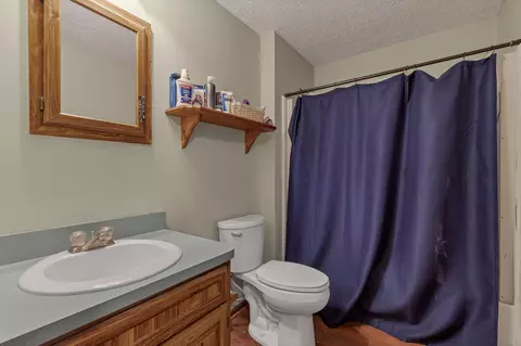 Bath - 5951 S Fork Rd, Heath, OH 43056 photo 4 of 4