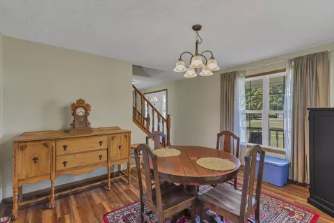 Dining - 5951 S Fork Rd, Heath, OH 43056 photo 2 of 5