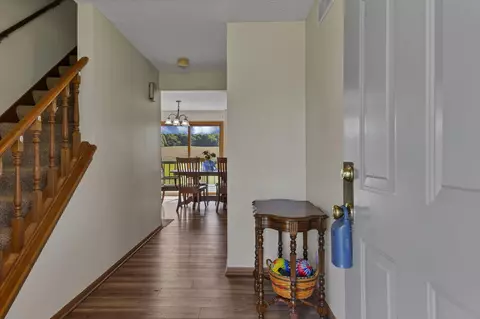 Entry Way - 5951 S Fork Rd, Heath, OH 43056 photo 2 of 3