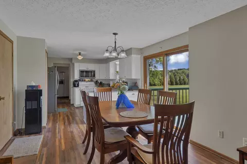Dining - 5951 S Fork Rd, Heath, OH 43056 photo 5 of 5