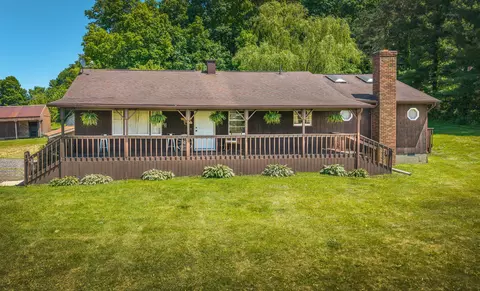 15692 Carson Rd, Mount Vernon, OH 43050
