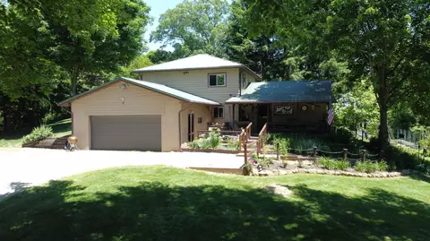 8080 Clearport Rd SW, Lancaster, OH 43130