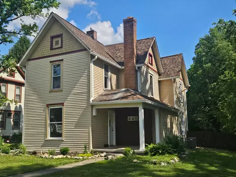 448 W William St, Delaware, OH 43015