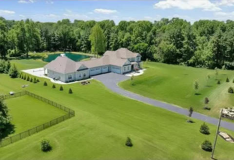 6675 Clark State Rd, Blacklick, OH 43004