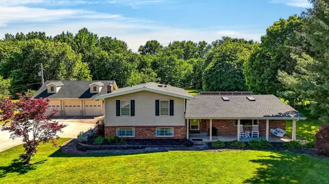6303 Lithopolis Rd, Groveport, OH 43125