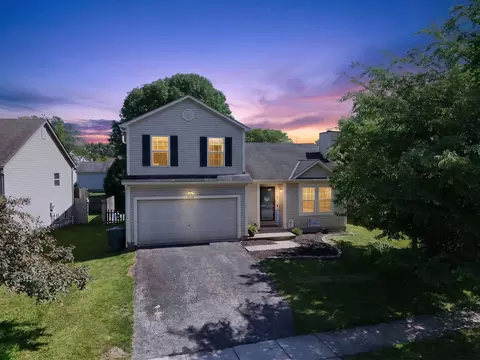 6109 Woodsboro Dr, Columbus, OH 43228