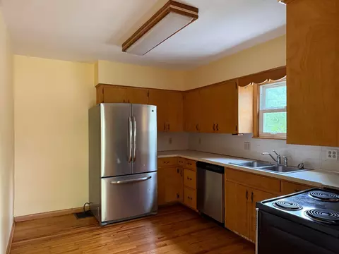 Kitchen - 133 E South St, Lithopolis, OH 43136 photo 1 of 1