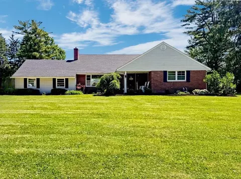 14 Club Dr, Chillicothe, OH 45601