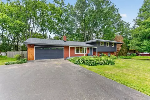 4664 E Johnstown Rd, Columbus, OH 43230