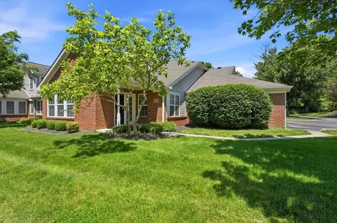 7430 Cherry Brook Dr, Reynoldsburg, OH 43068