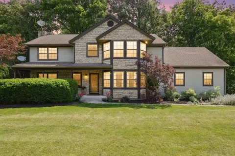 5846 Houchard Rd, Dublin, OH 43016
