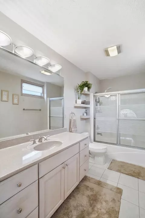 Bath - 3135 Imperial Blvd, Springfield, OH 45503 photo 8 of 10