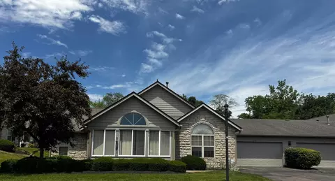 5778 Ravine Creek Dr #15, Grove City, OH 43123