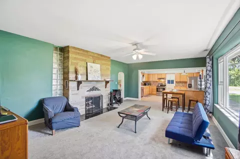 Living - 2553 Derr Rd, Springfield, OH 45503 photo 1 of 4