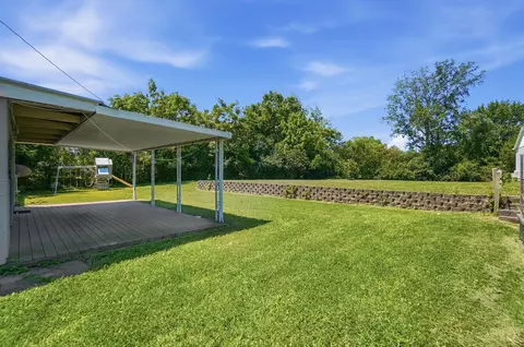 Exterior - 2553 Derr Rd, Springfield, OH 45503 photo 8 of 12