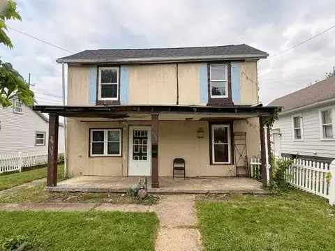 135 S Roosevelt Ave, Lancaster, OH 43130