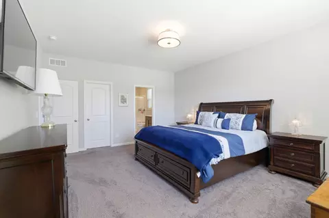 Bedroom - 242 Jay Ct, Delaware, OH 43015 photo 2 of 7