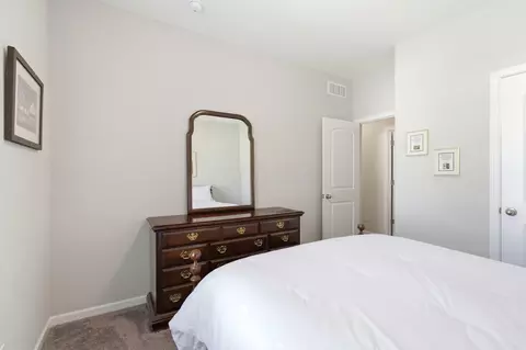 Bedroom - 242 Jay Ct, Delaware, OH 43015 photo 5 of 7