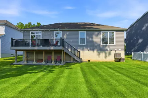 Exterior - 242 Jay Ct, Delaware, OH 43015 photo 6 of 11
