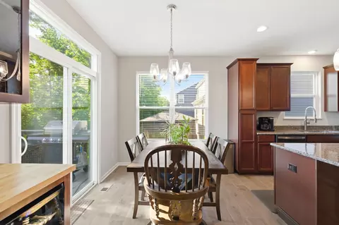 Dining - 242 Jay Ct, Delaware, OH 43015 photo 3 of 3