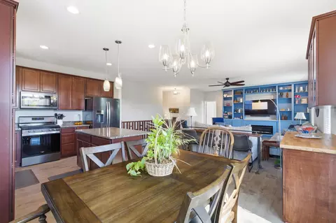 Dining - 242 Jay Ct, Delaware, OH 43015 photo 2 of 3