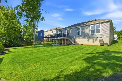 Exterior - 242 Jay Ct, Delaware, OH 43015 photo 10 of 11