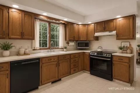 Kitchen - 844 Brookpark Rd, Marion, OH 43302 photo 1 of 5