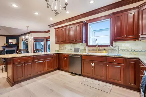 Kitchen - 2272 Flagstick Dr, Marion, OH 43302 photo 3 of 3