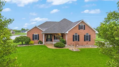 2272 Flagstick Dr, Marion, OH 43302
