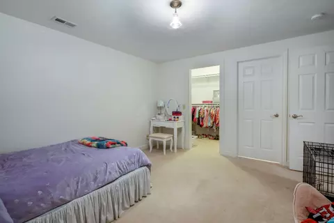 Bedroom - 2272 Flagstick Dr, Marion, OH 43302 photo 3 of 3