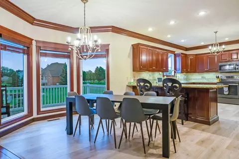 Dining - 2272 Flagstick Dr, Marion, OH 43302 photo 2 of 2
