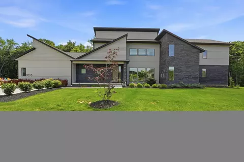 1015 Lale Pt, Delaware, OH 43015