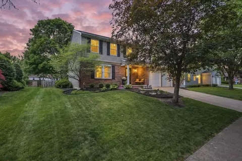 3647 Dinsmore Castle Dr, Columbus, OH 43221