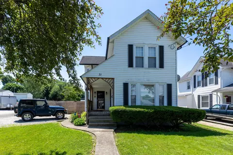 31 Prospect St, Newark, OH 43055