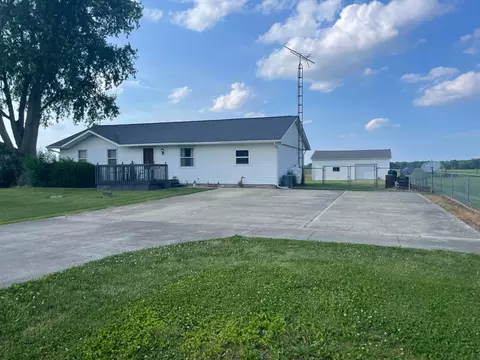 9639 Cook Yankeetown Rd NE, Mount Sterling, OH 43143